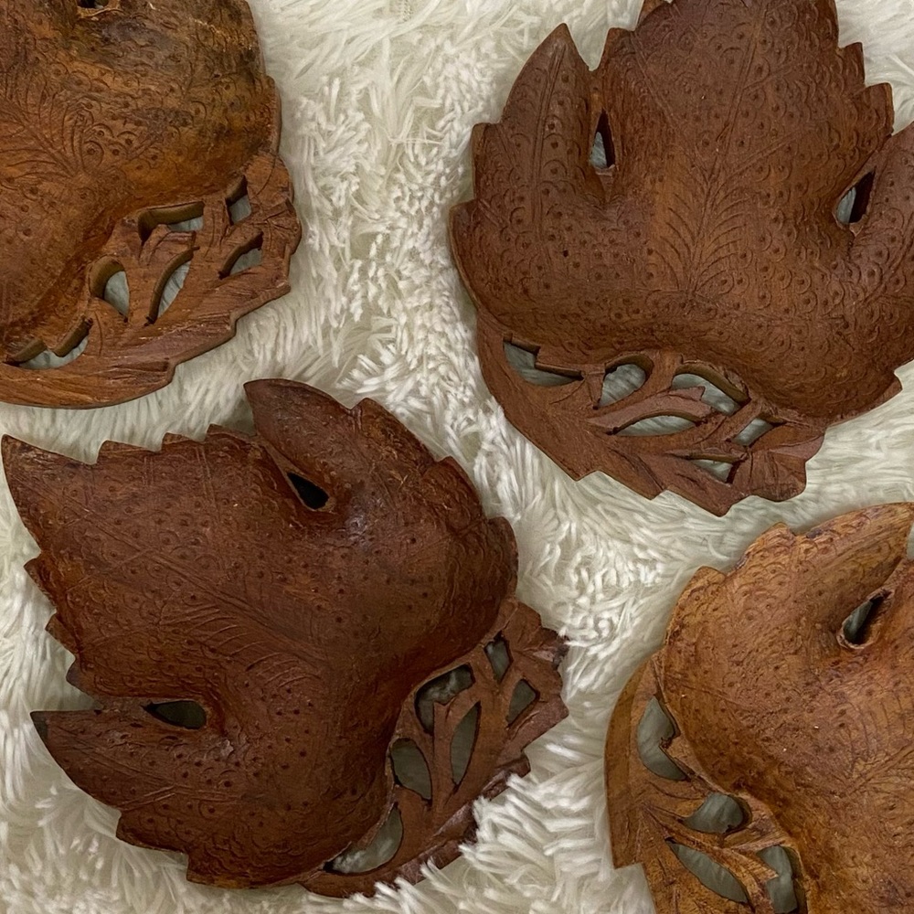 3/$15 Carved Wood Leaf Bowls Trinket Bowls Made in India Set of 4